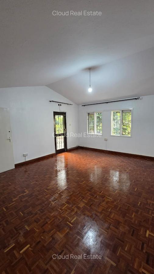 4 Bed Townhouse with Staff Quarters in Kitisuru - 5