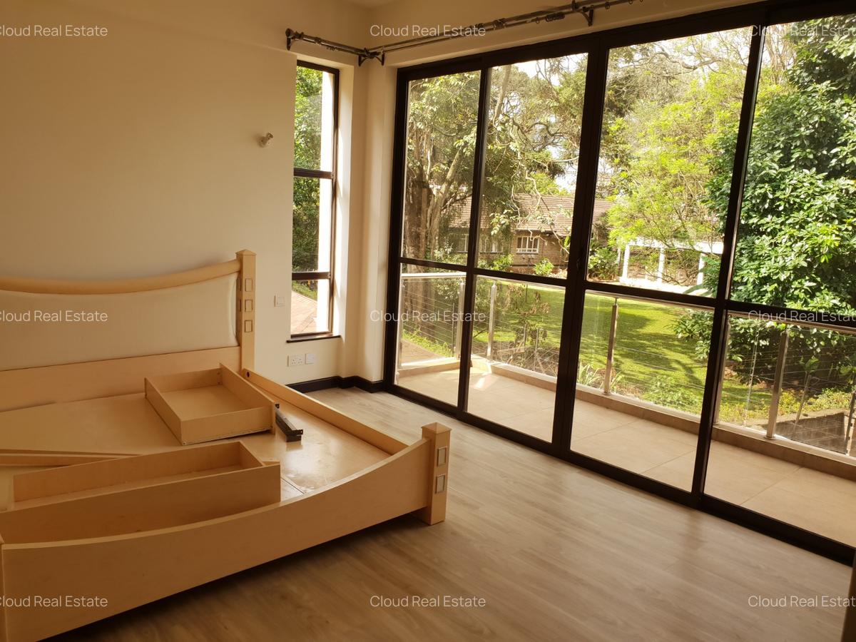 3 Bed Apartment with En Suite in Westlands Area - 3