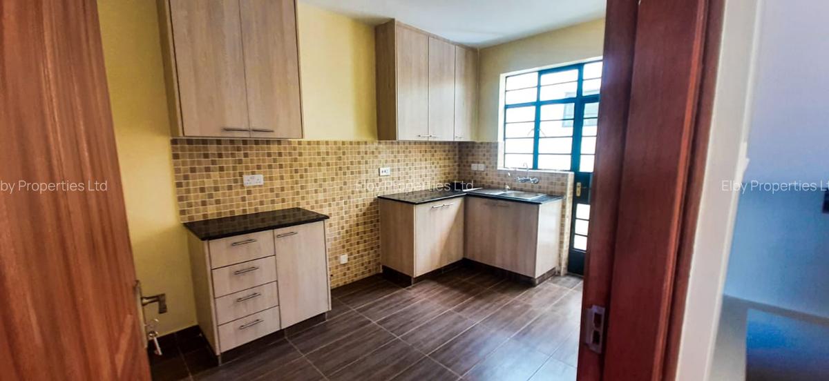 4 Bed Townhouse with Staff Quarters at Edenville - 8