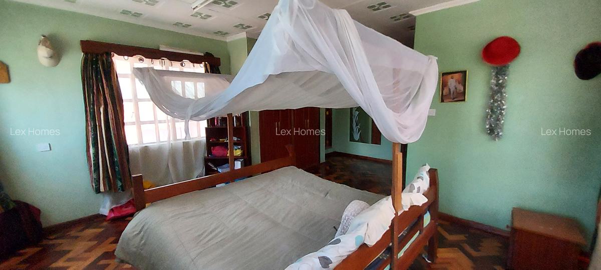 5 Bed House with En Suite at Rimpa - 17
