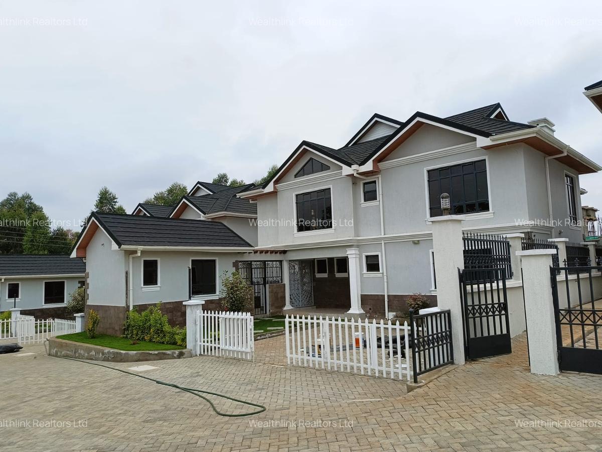 4 Bed Townhouse with En Suite at Runda - 1