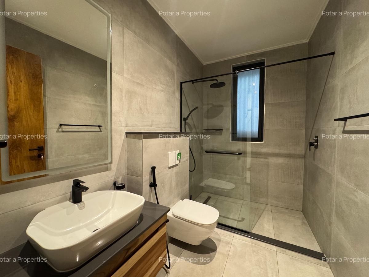 4 Bed Apartment with En Suite in Spring Valley - 8