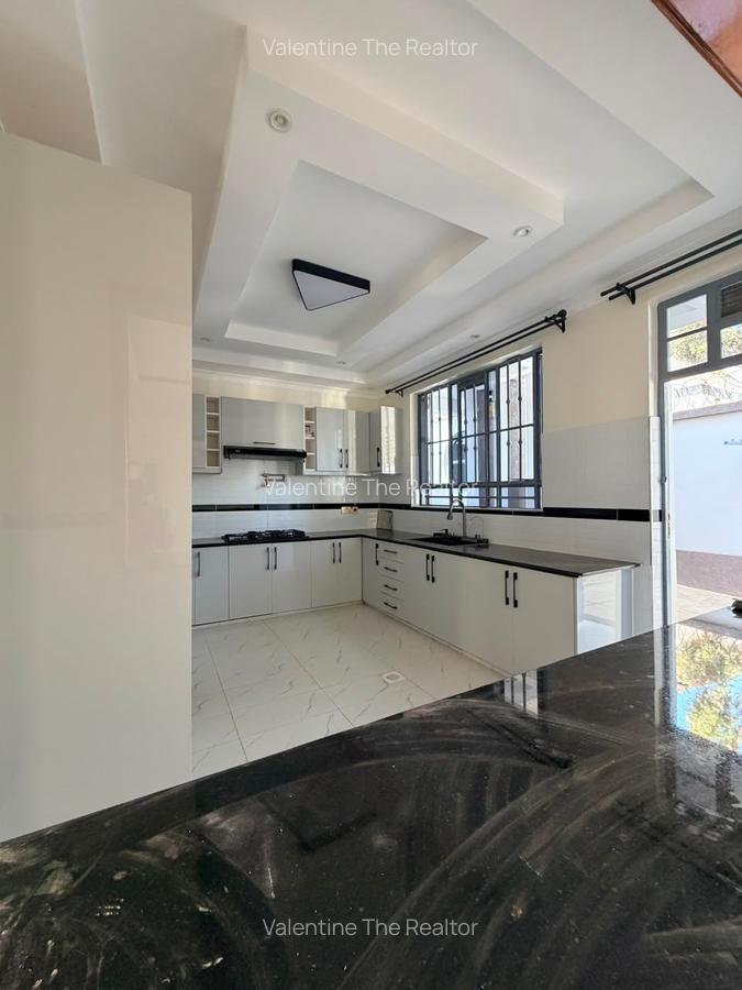 5 Bed House with En Suite in Ruiru - 8