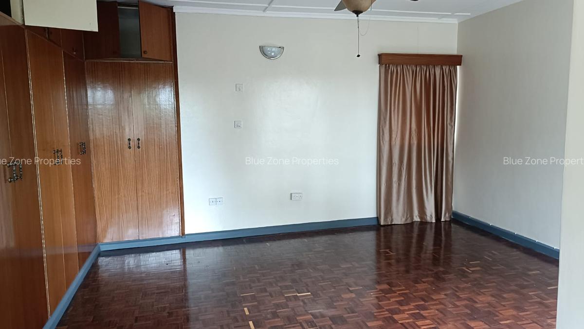 5 Bed House with En Suite at Off Runda Grove - 14