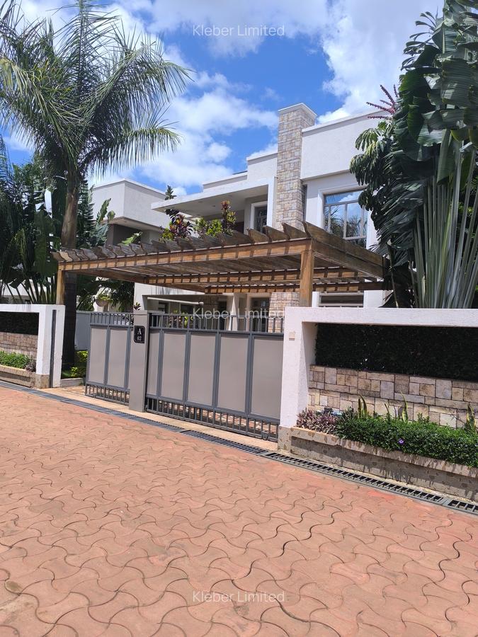 4 Bed House with En Suite at Eastern Bypass - 4