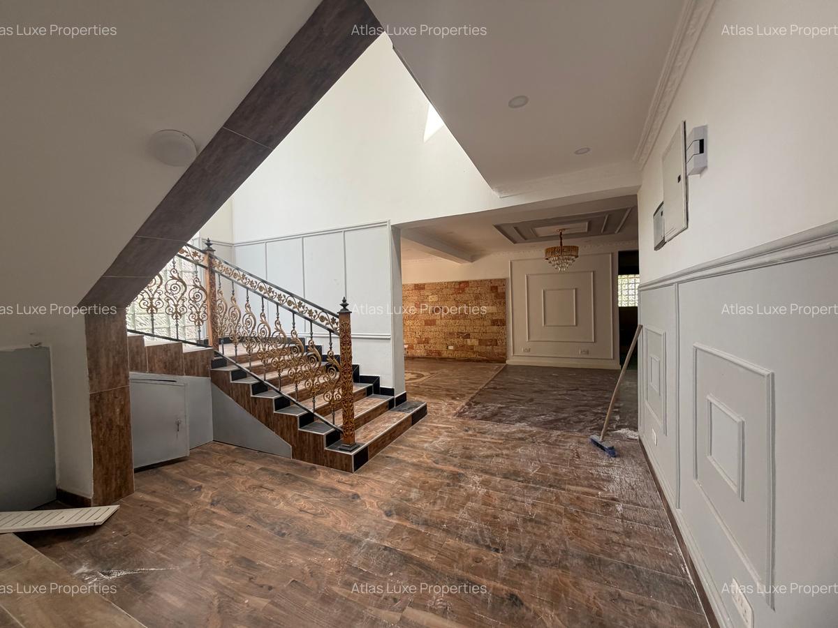 6 Bed House with En Suite at Old Runda - 3