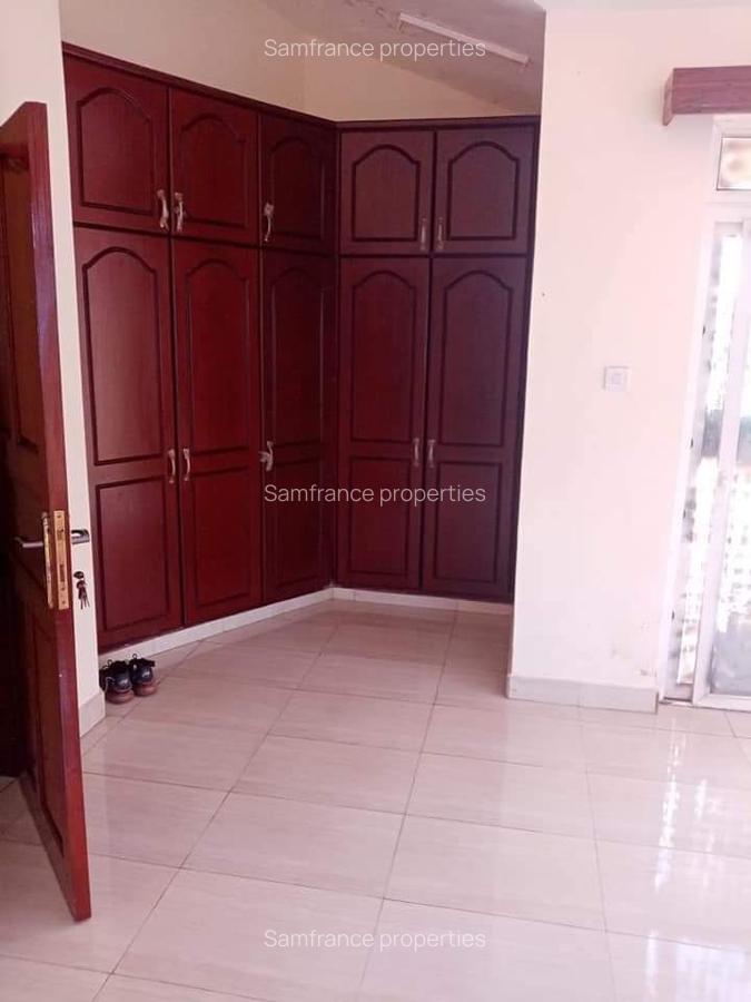 4 Bed Townhouse with En Suite at Baobab Road - 4