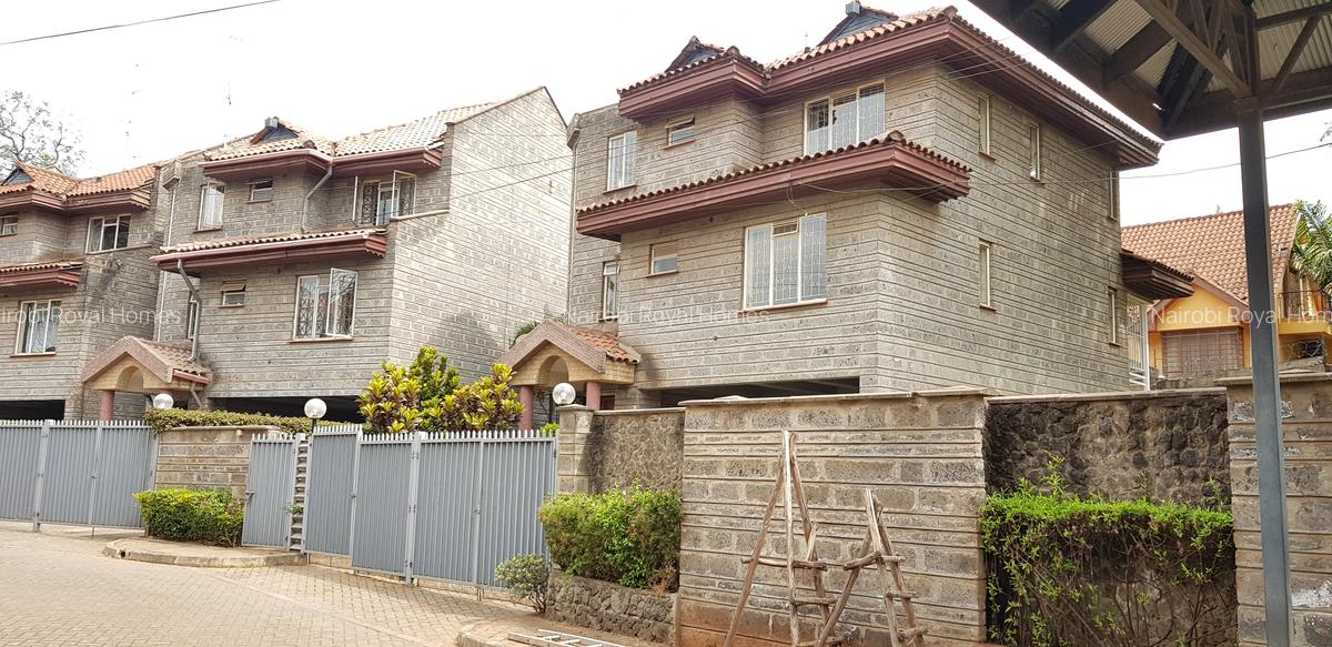 5 Bed Townhouse with En Suite at James Gichuru - 4