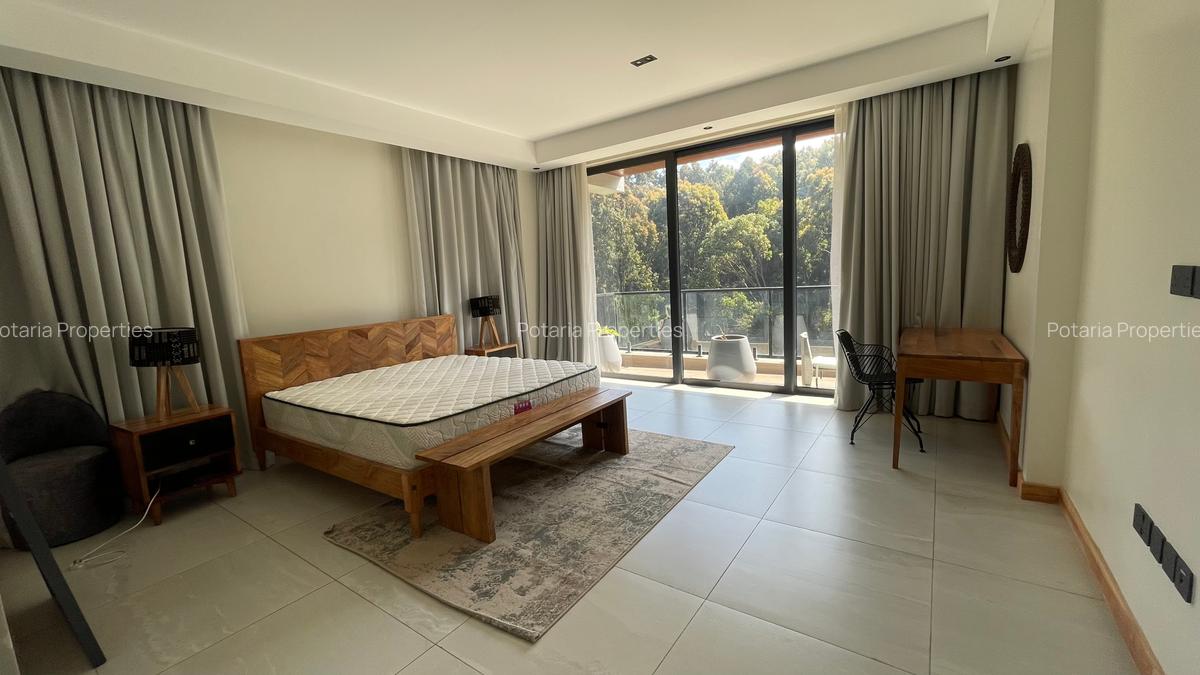 4 Bed Apartment with En Suite in Spring Valley - 3