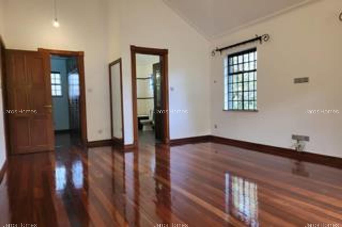 4 Bed Townhouse with En Suite at Peponi Road - 18