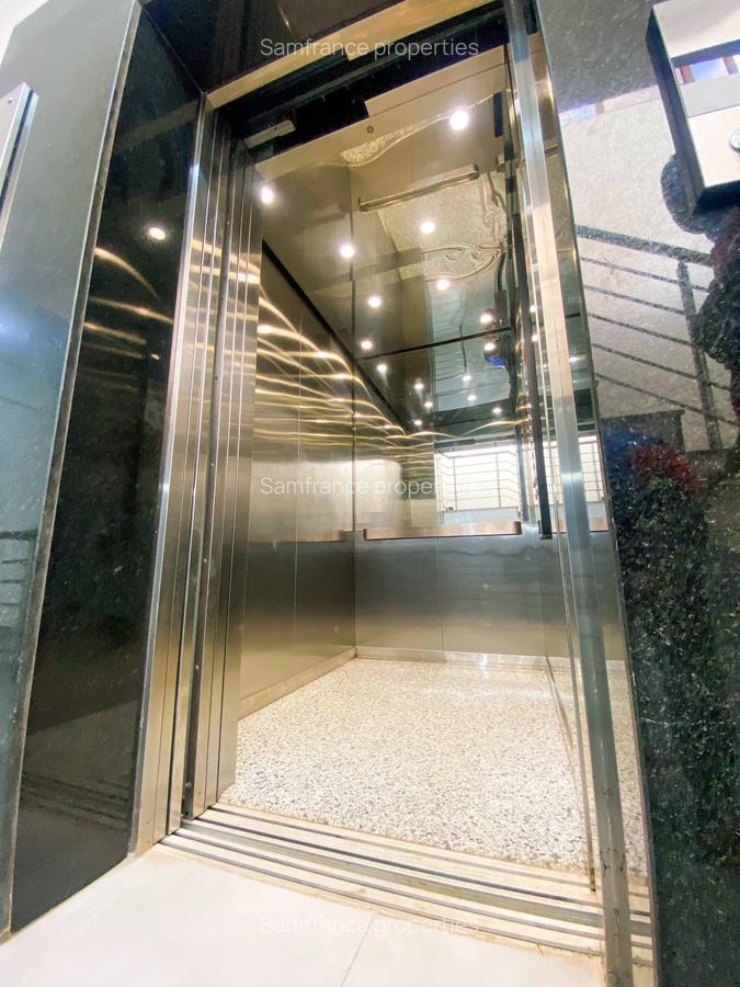 Serviced Studio Apartment with En Suite at Baobab Road - 7