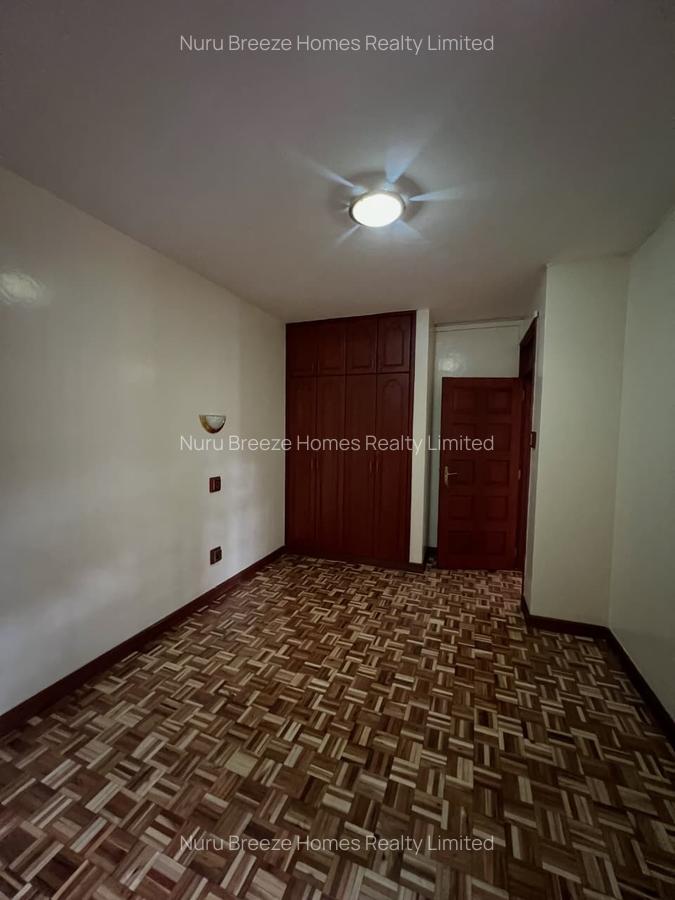 4 Bed Townhouse with En Suite in Lavington - 16