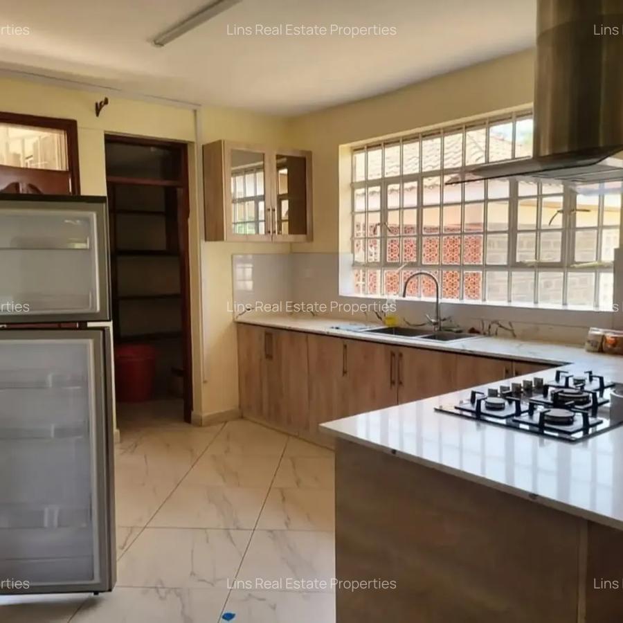 5 Bed House with En Suite in Runda - 6