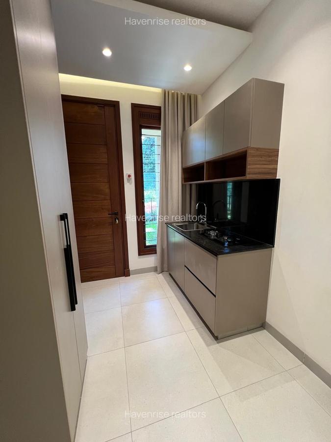 4 Bed House at Runda - 6