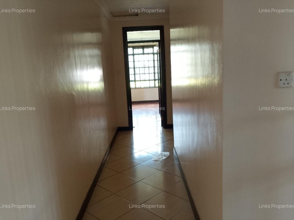 5 Bed Townhouse with En Suite at Karen - 7