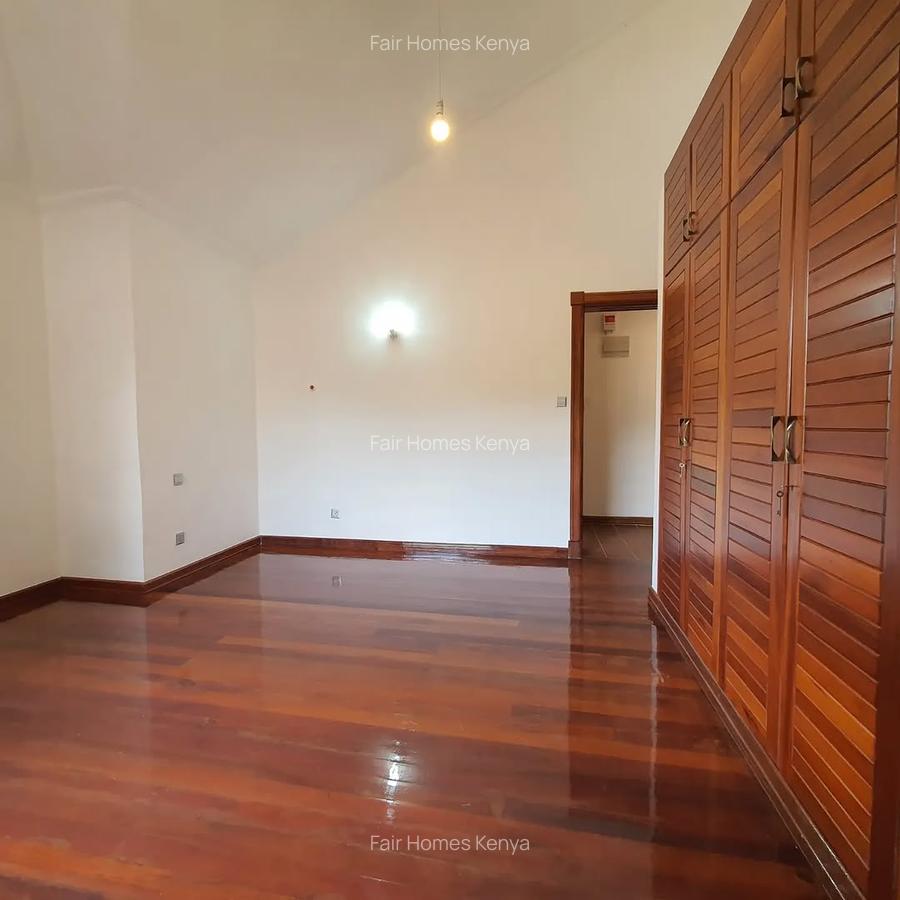 4 Bed Townhouse with En Suite at Peponi Road - 9
