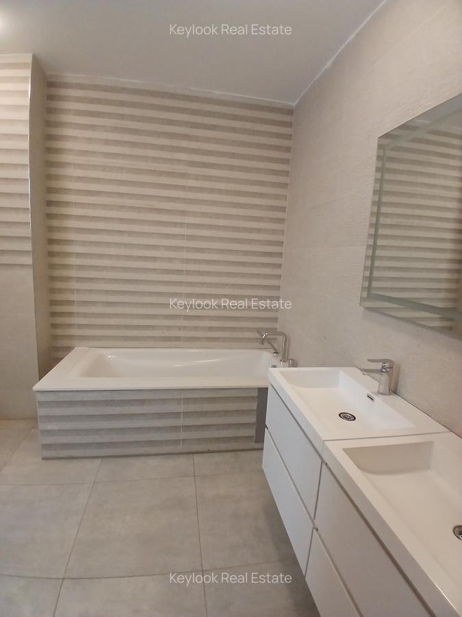 3 Bed Apartment with En Suite at Kileleshwa - 10
