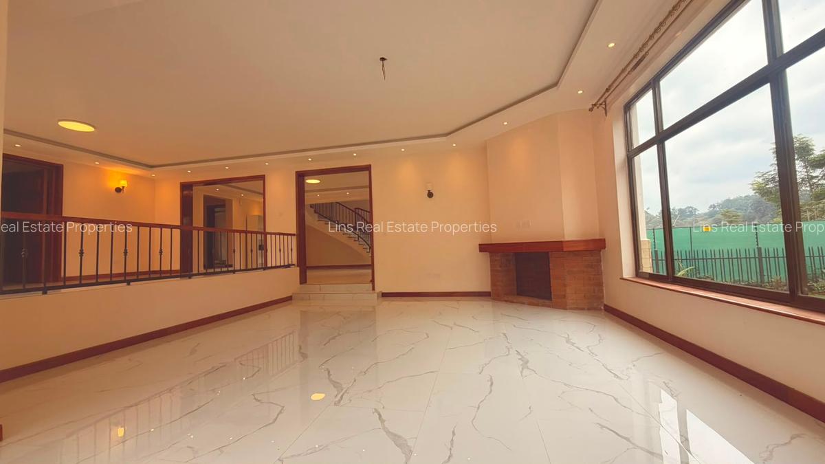 4 Bed Townhouse with En Suite in Nyari - 3