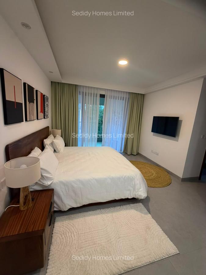 Serviced 3 Bed Apartment with En Suite in Spring Valley - 15