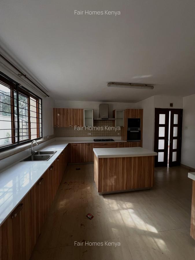 5 Bed Townhouse with En Suite at Kaputei Gardens - 4