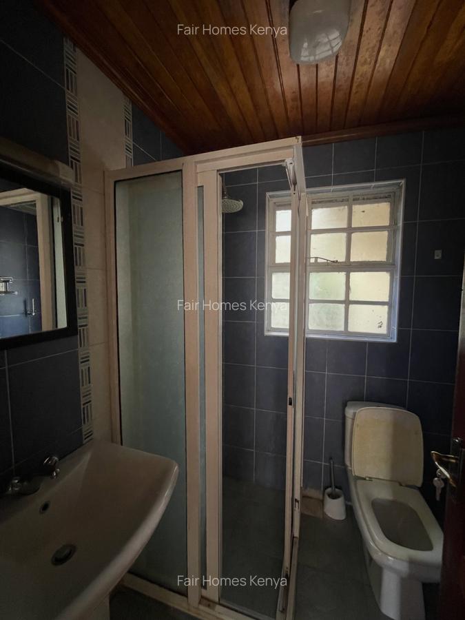 5 Bed Townhouse with En Suite at Lavington Green - 10