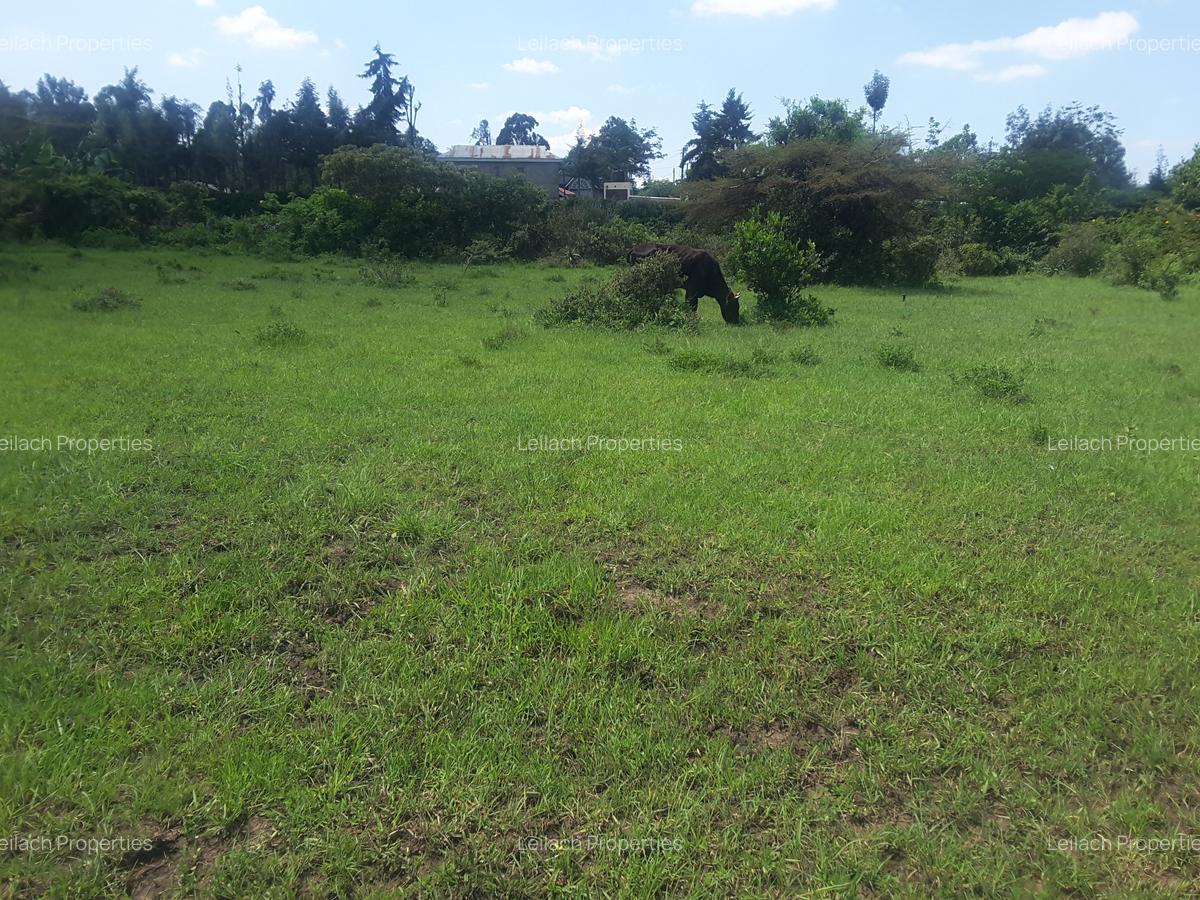 2 ac Land in Ongata Rongai - 3