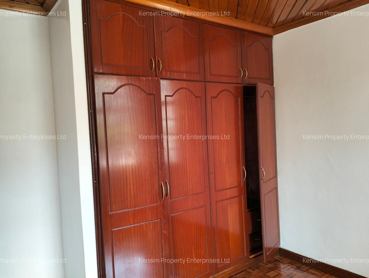 4 Bed Townhouse with En Suite in Lavington - 8