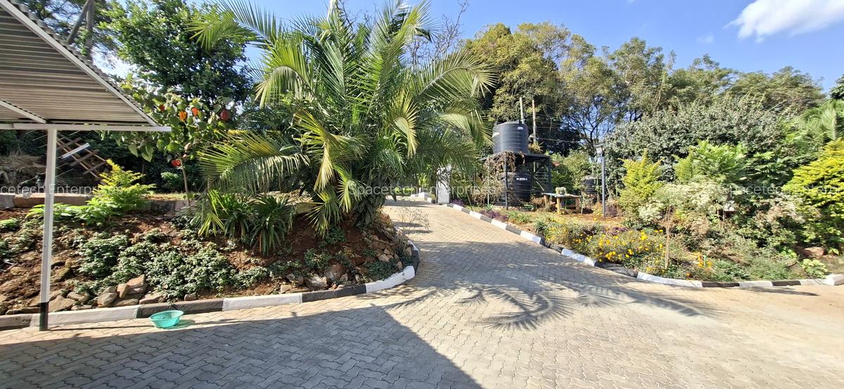 4 Bed House with En Suite in Loresho - 2
