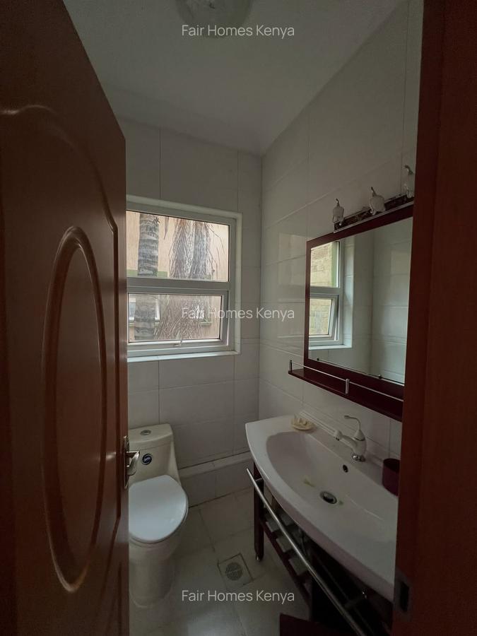 4 Bed Townhouse with En Suite at Riverside Drive - 11