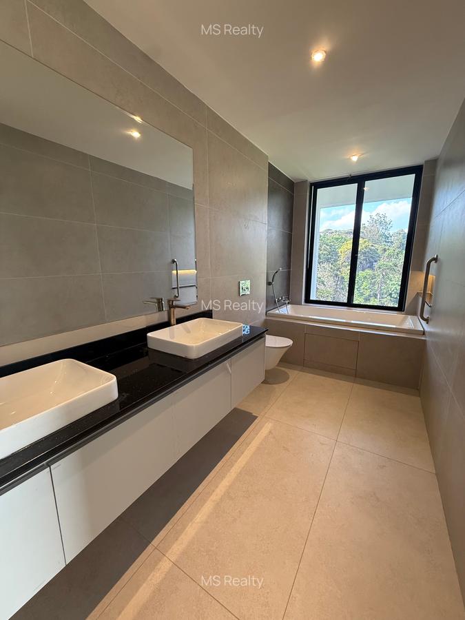6 Bed Villa with En Suite in Westlands Area - 12