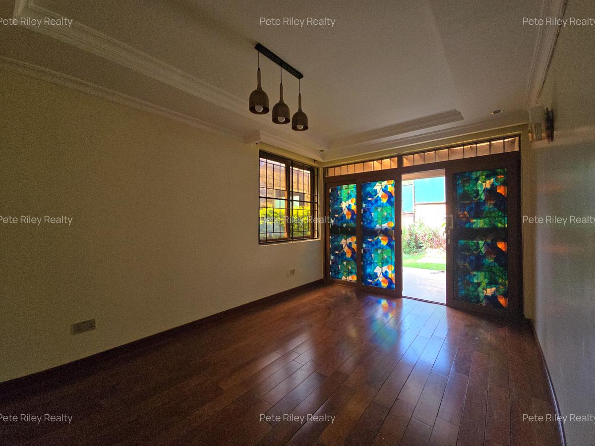 5 Bed Villa with En Suite at Chalbi Drive - 11