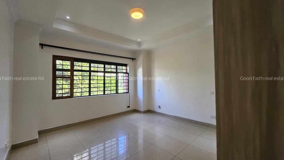 4 Bed Villa with En Suite in Kiambu Road - 14