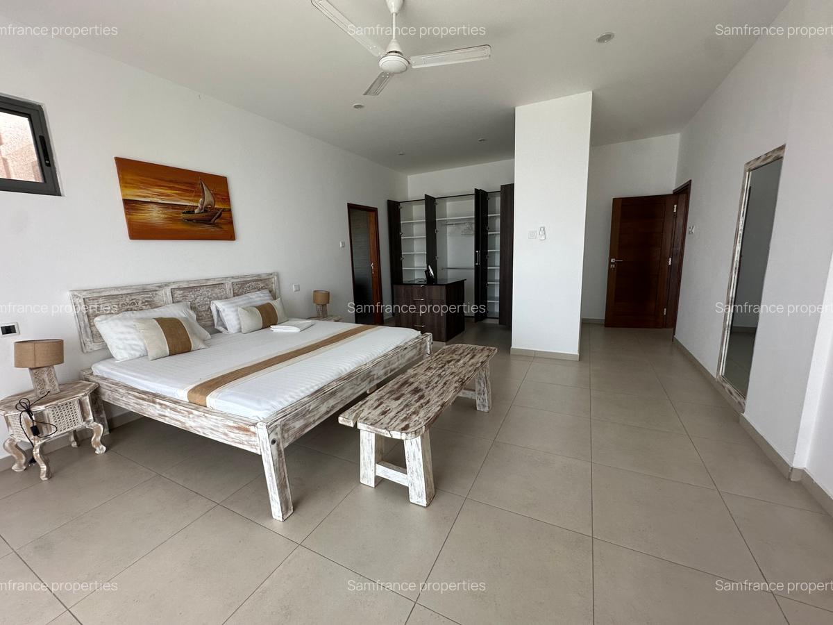 3 Bed Apartment with En Suite at Go Khart - 6