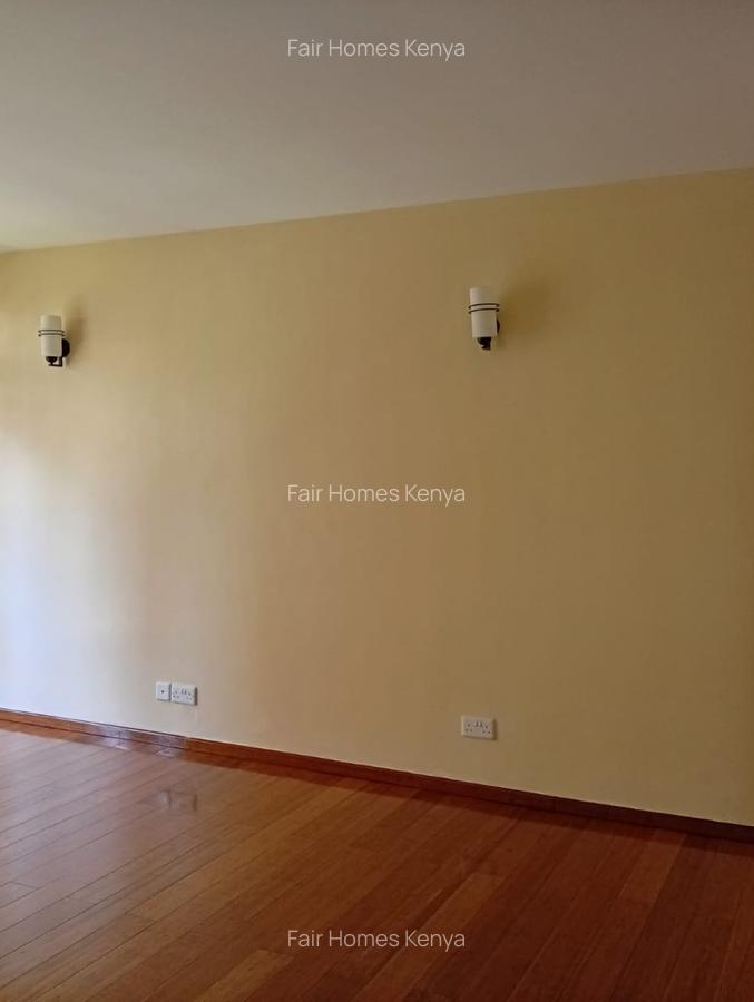 5 Bed Townhouse with En Suite at Amboseli Road - 10