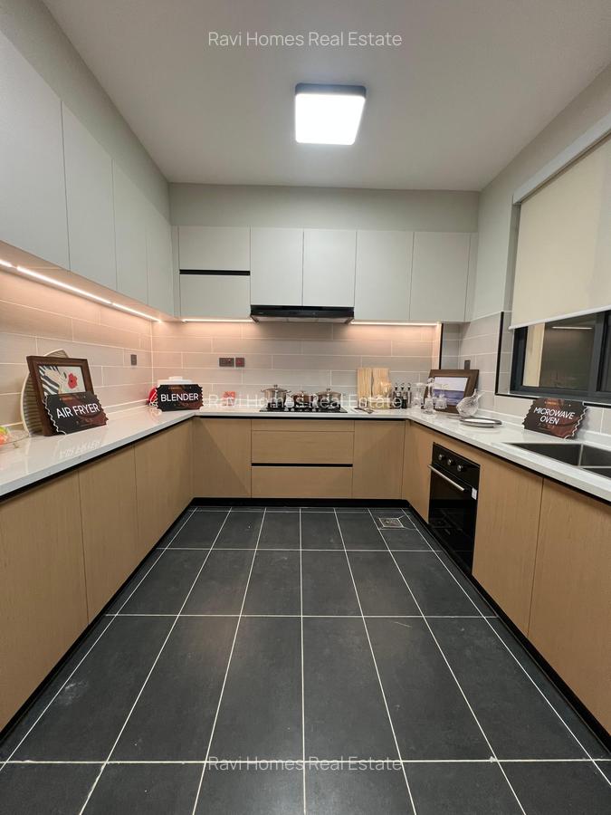 4 Bed Apartment with Swimming Pool at George Padmore - 6