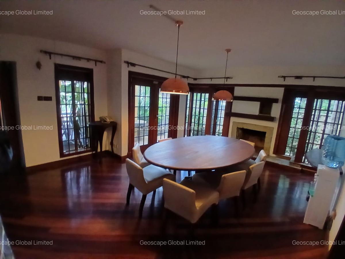 5 Bed House with En Suite in Runda - 4