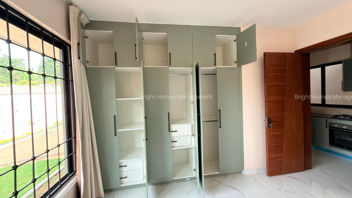 2 Bed Apartment with En Suite in Thigiri - 9