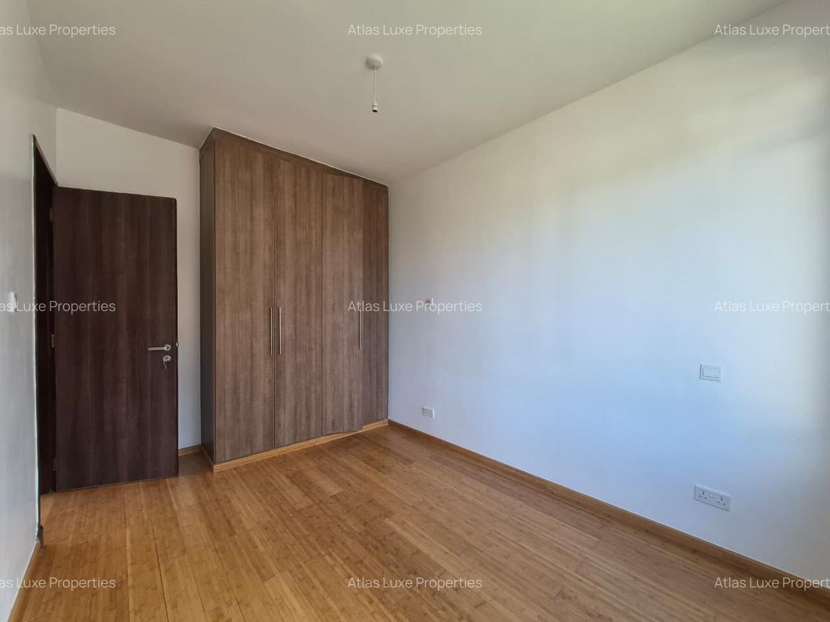 4 Bed Townhouse with En Suite in Garden Estate - 8