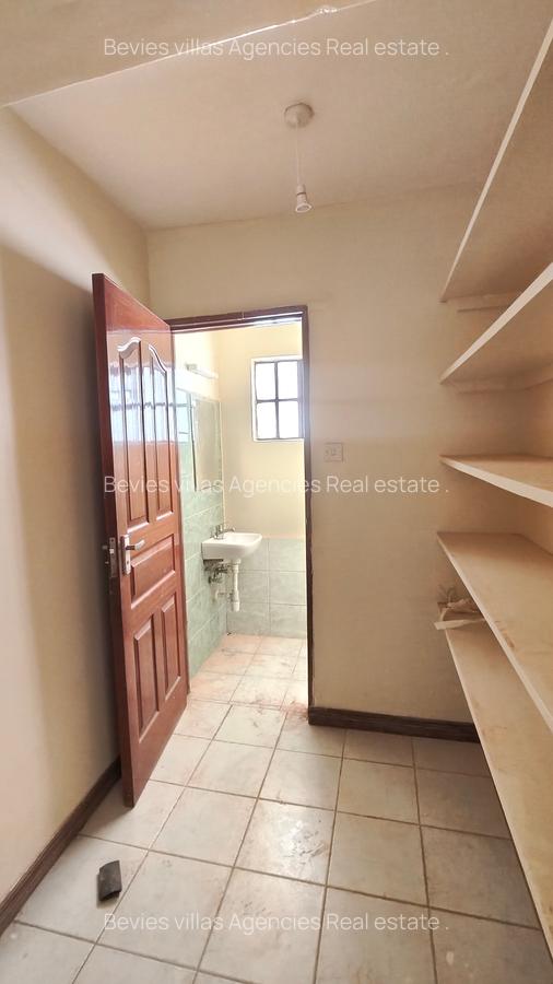 5 Bed Townhouse with En Suite at Brookside - 17