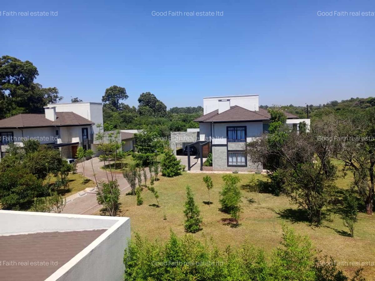 5 Bed House with En Suite in Karen - 3
