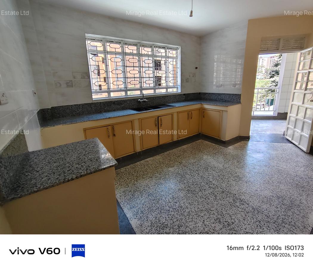 2 Bed Apartment with En Suite in Kileleshwa - 11