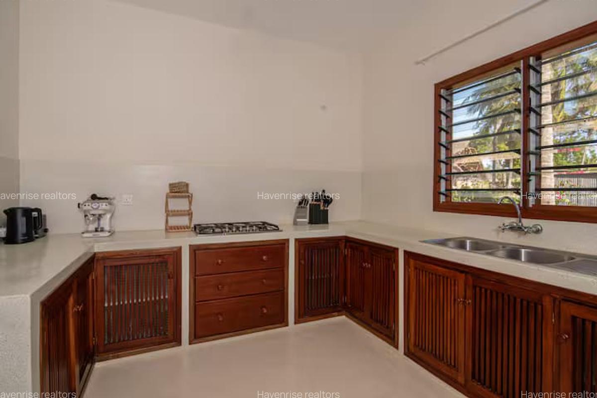 3 Bed House at Watamu - 16