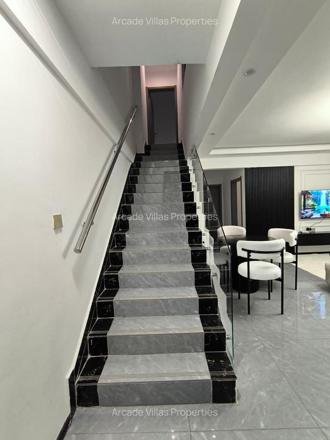 Serviced 3 Bed Apartment with En Suite in Kileleshwa - 5