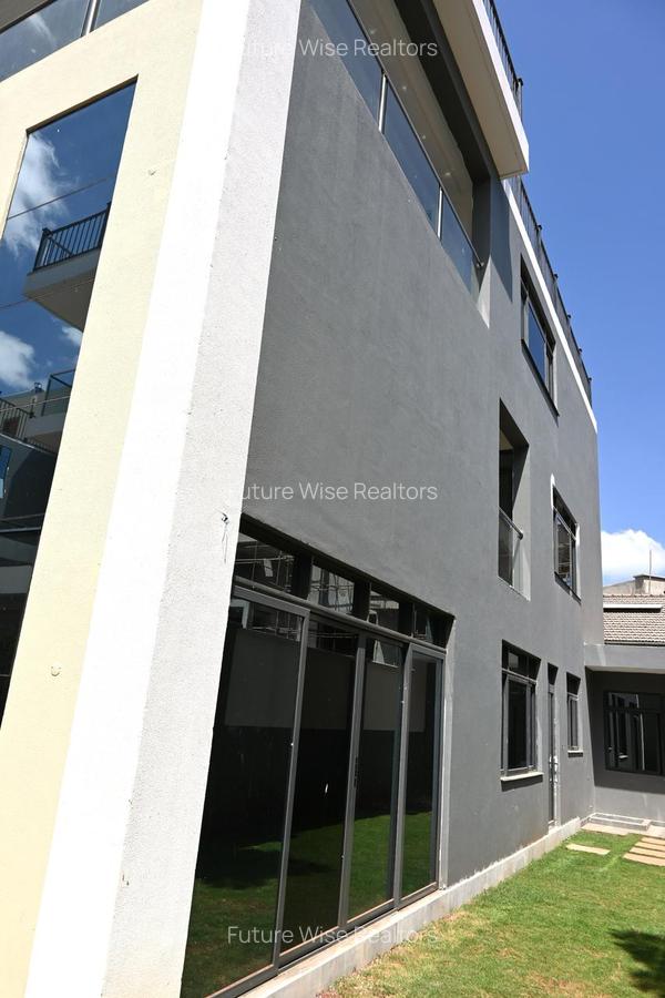 5 Bed Townhouse in Lavington - 9