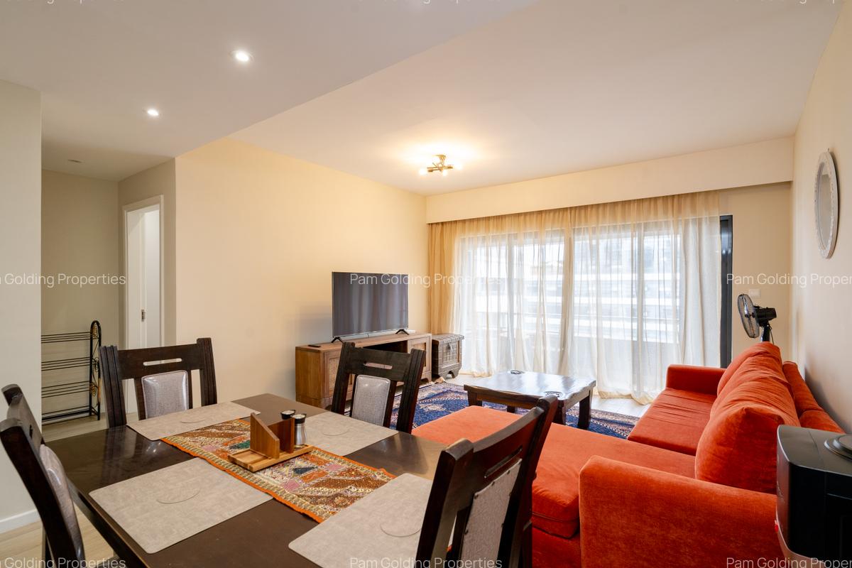 1 Bed Apartment with Swimming Pool in Riverside - 4