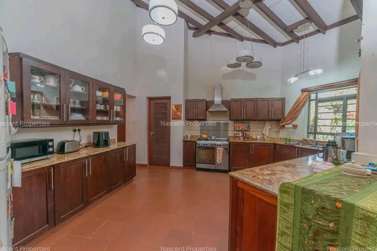 5 Bed House with En Suite in Kitisuru - 7