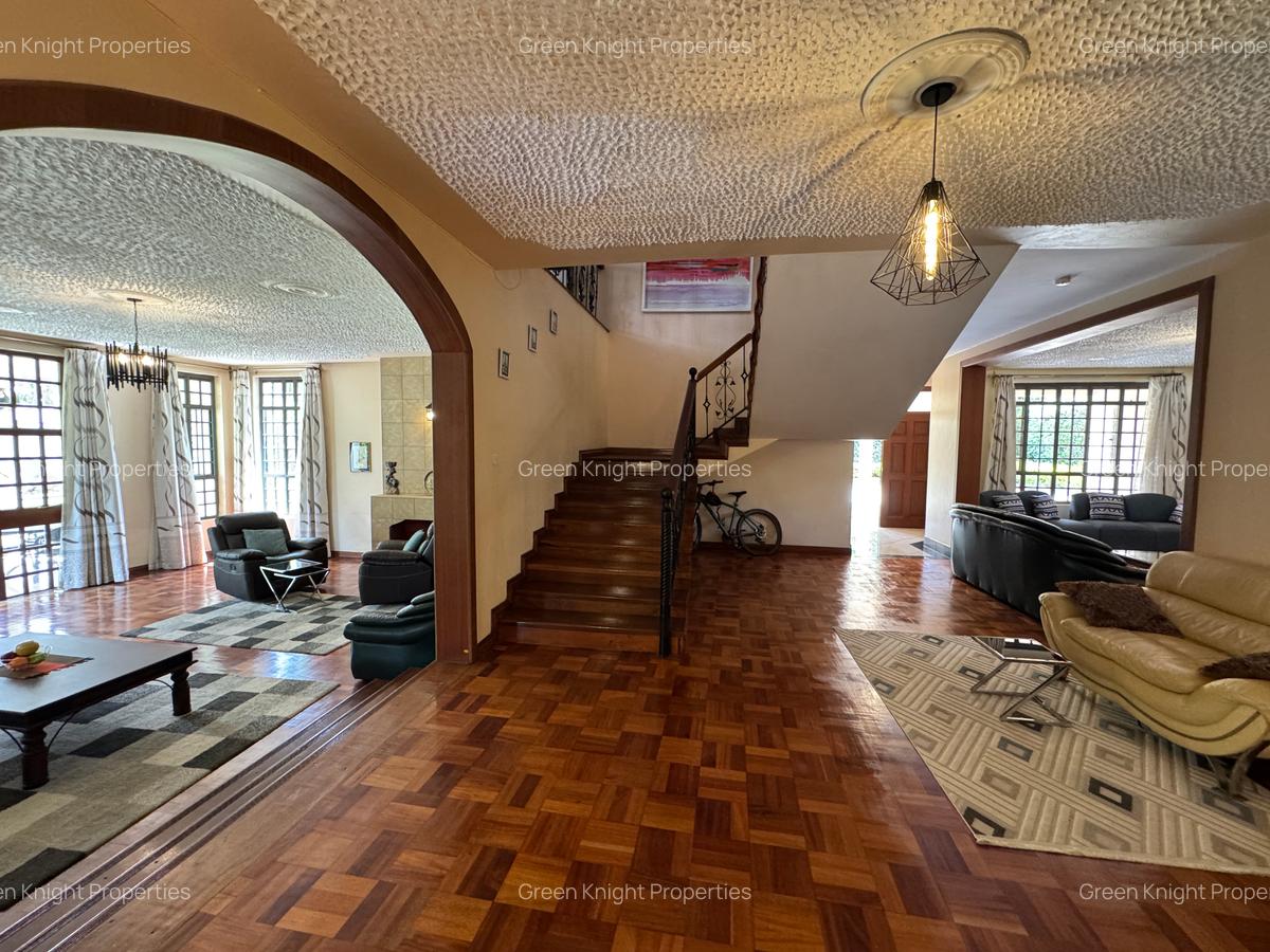 6 Bed House with En Suite in Runda - 5