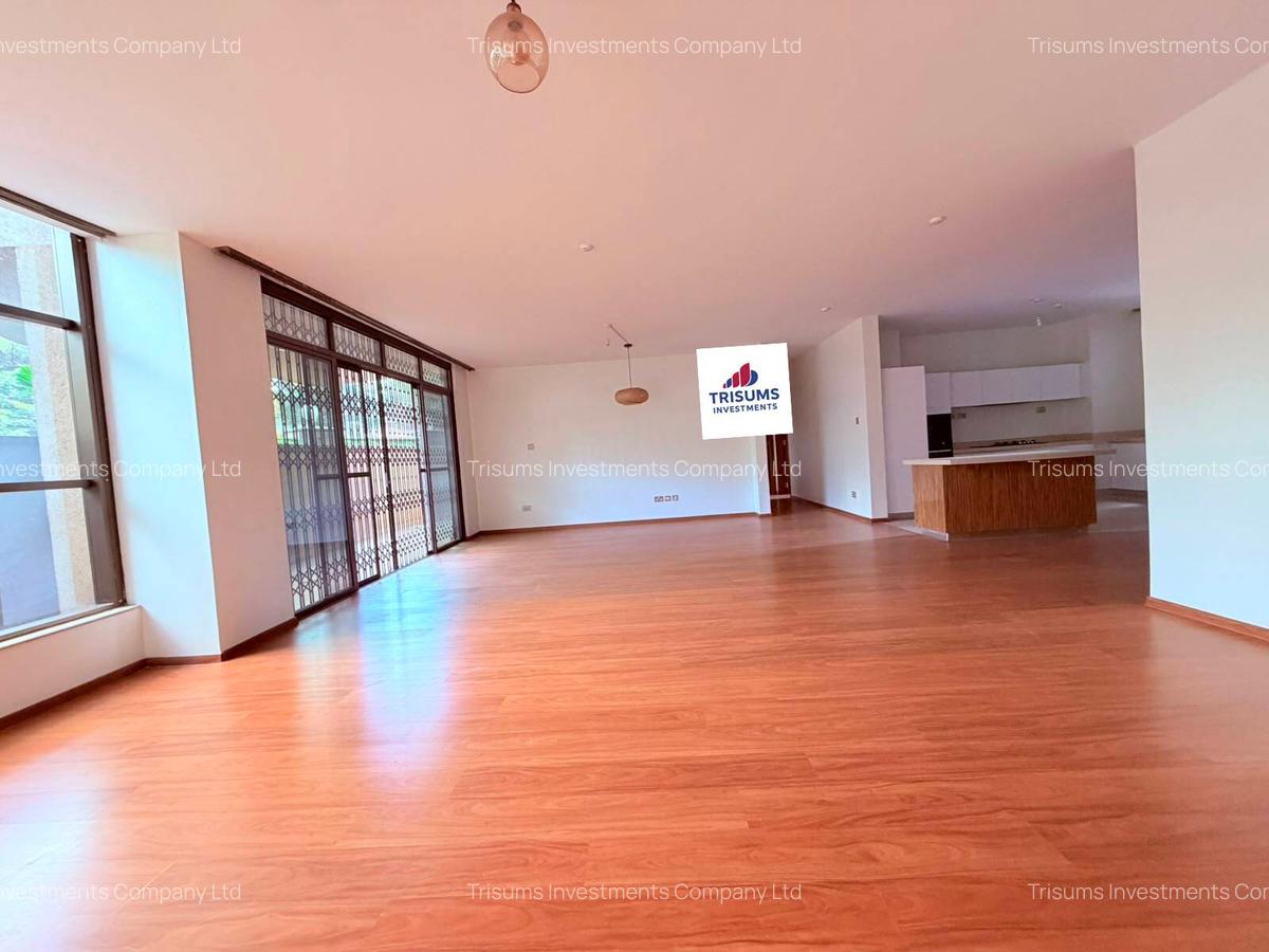 3 Bed Apartment with En Suite in Parklands - 10