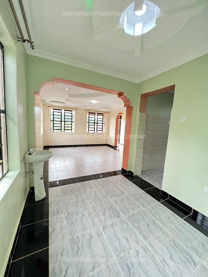 3 Bed Townhouse with En Suite at Magadi - 4