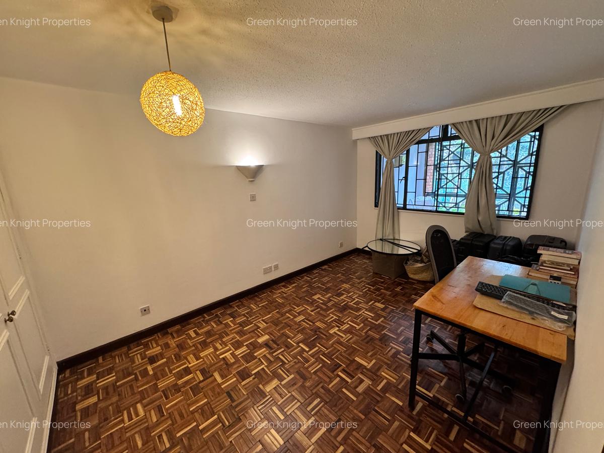 Serviced 3 Bed Apartment with En Suite in Westlands Area - 12